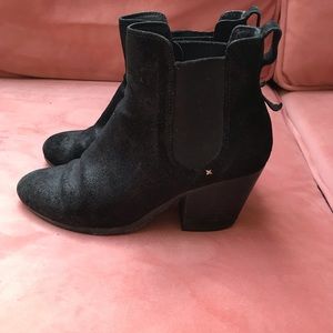 ⚡️🚨Rag and Bone Booties